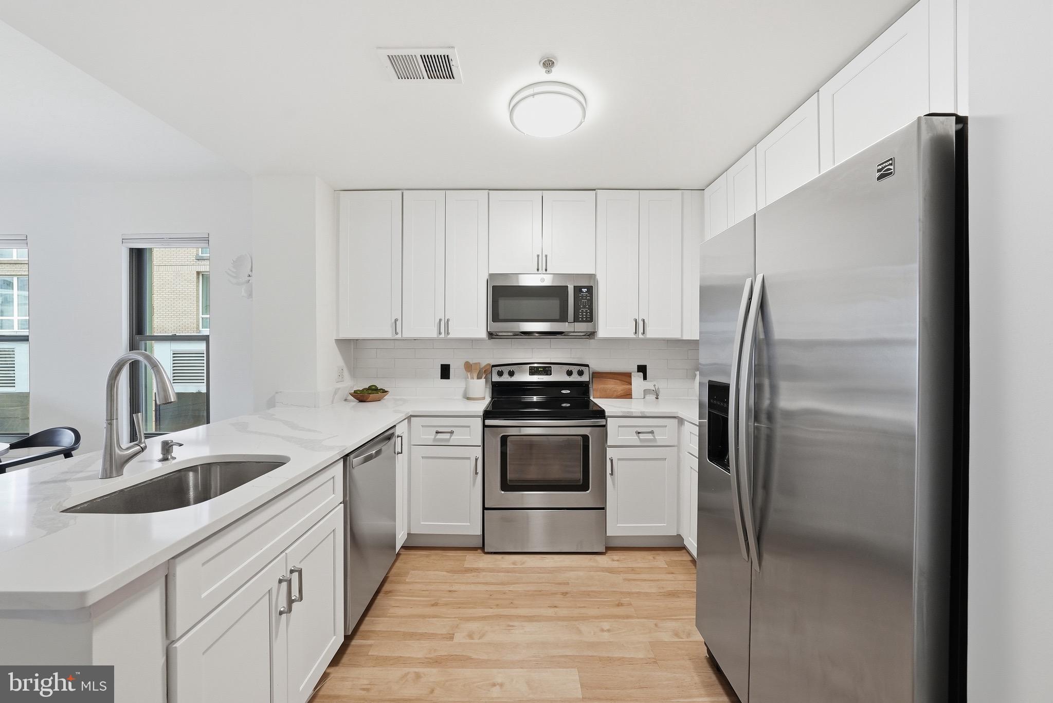 910 M Street Northwest, Unit 203 Washington, DC 20001 - Photo 13 of 24 Kitchen