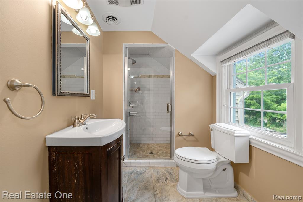 30600 Lahser Road Beverly Hills, MI 48025 - Photo 44 of 59