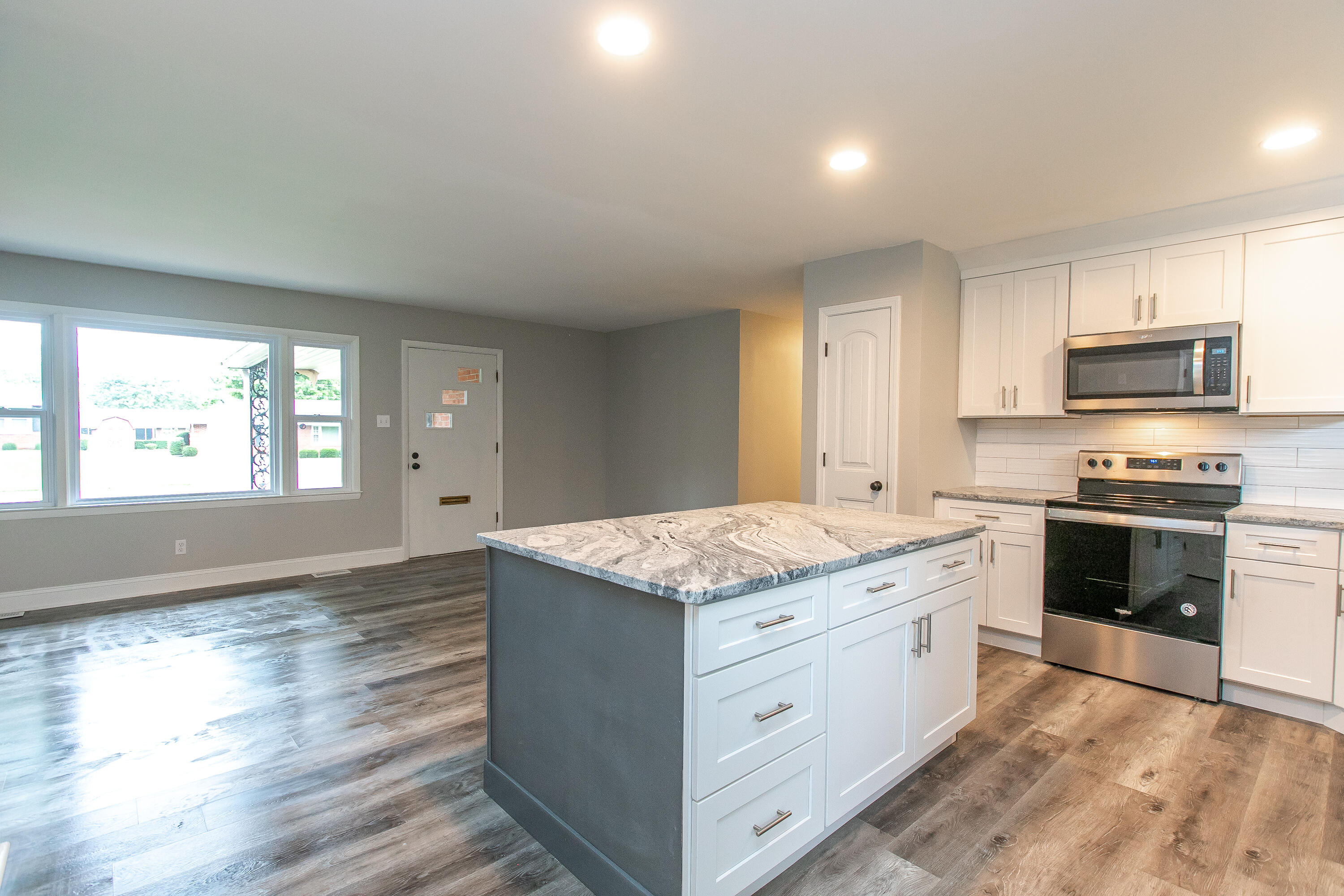 1616 Raleigh Road Lexington, KY 40505 - Photo 8 of 21 2-7