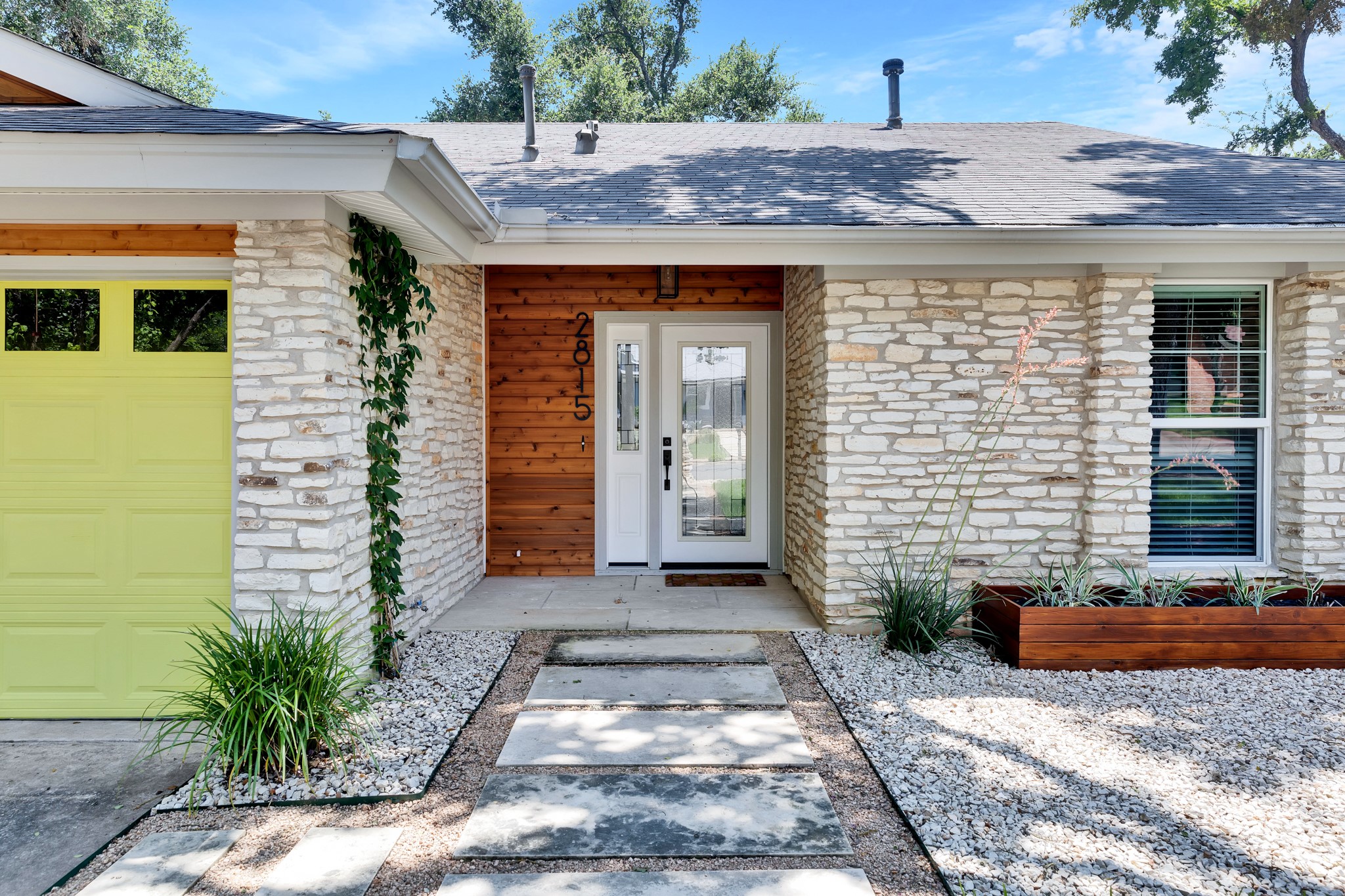 2815 Inridge Drive Austin, TX 78745 - Photo 2 of 36