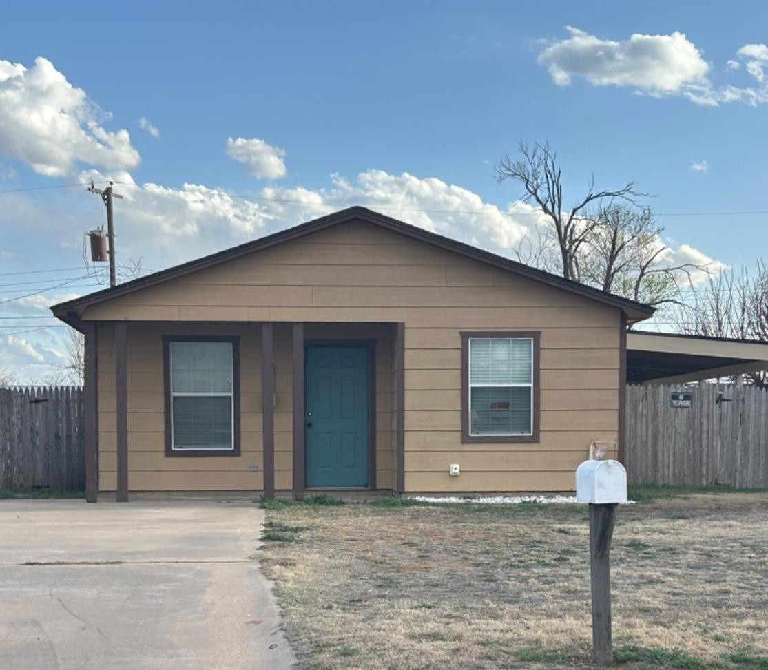 711 West 28th Plainview, TX 79072 - Photo 1 of 19 Photo 1