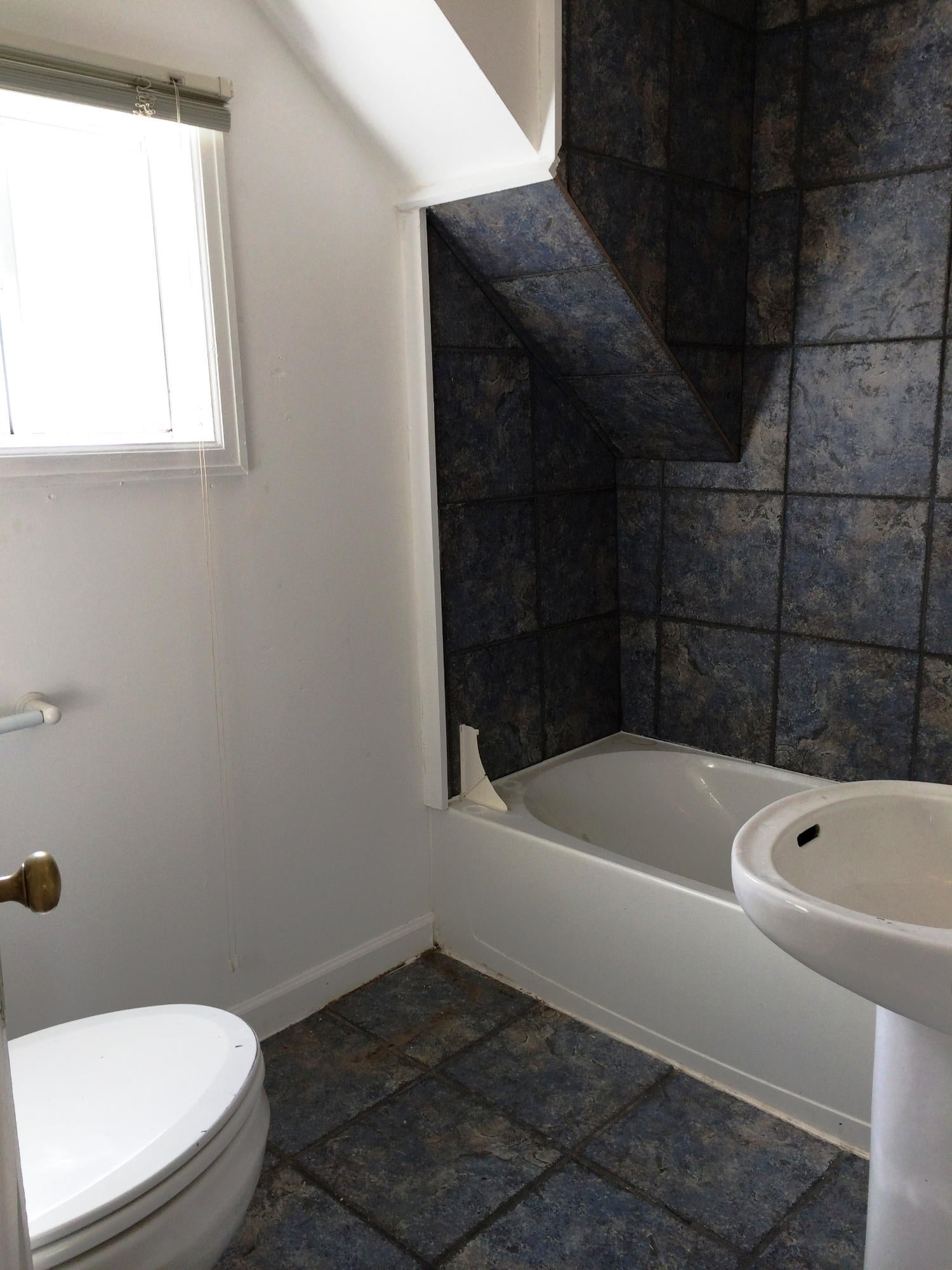 1902 Shunk Road Sault Ste. Marie, MI 49783 - Photo 15 of 24 Gallery Image 15