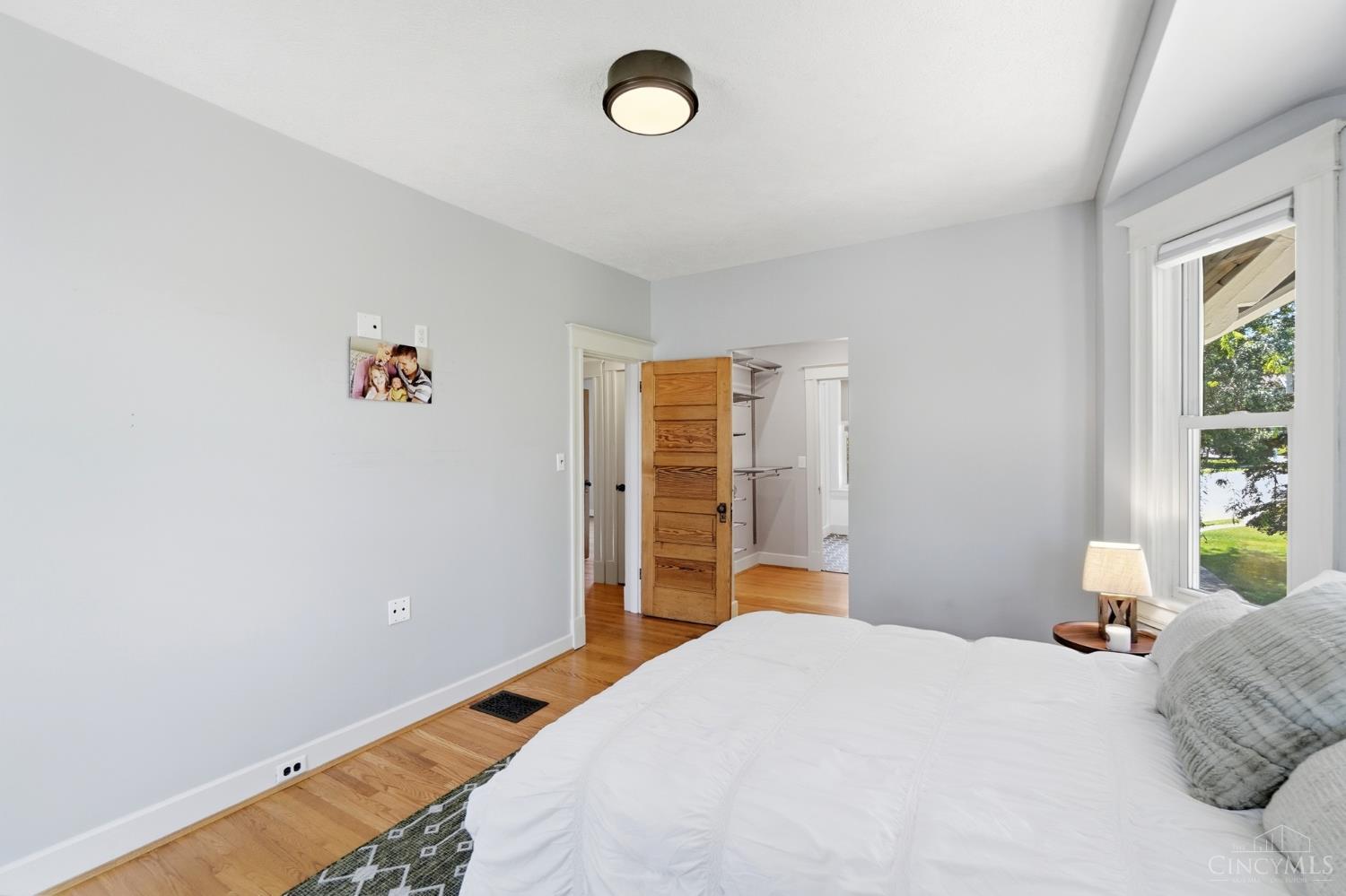 2806 Madison Road Cincinnati, OH 45209 - Photo 19 of 47