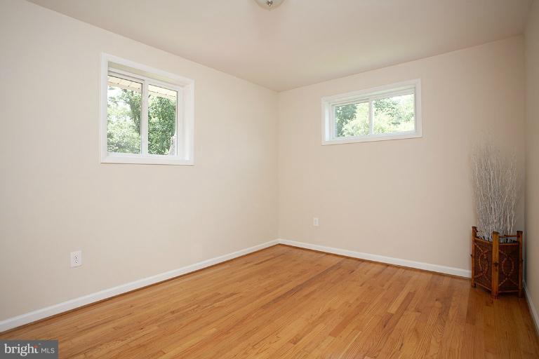 102 Hannes Street Silver Spring, MD 20901 - Photo 2 of 30 Bedroom (Master)