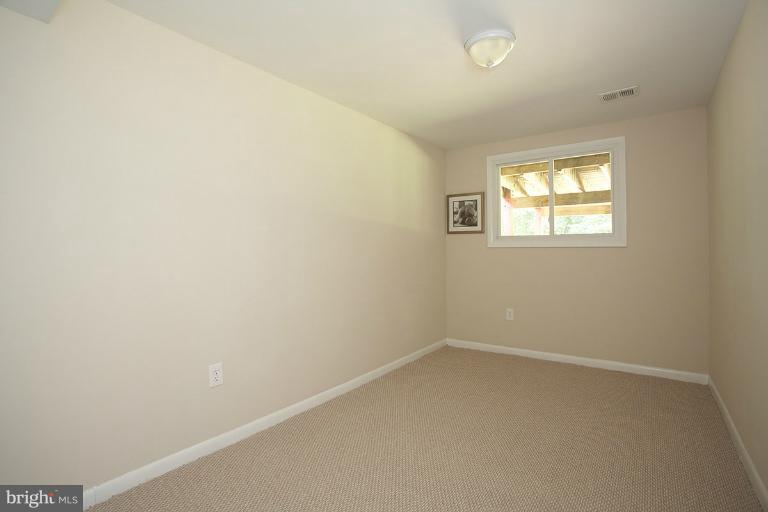 102 Hannes Street Silver Spring, MD 20901 - Photo 12 of 30 Bedroom
