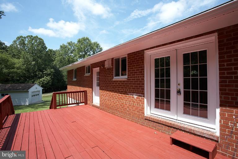 102 Hannes Street Silver Spring, MD 20901 - Photo 13 of 30 Exterior (Rear)