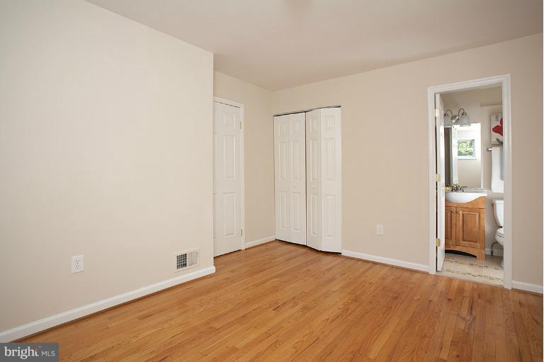 102 Hannes Street Silver Spring, MD 20901 - Photo 22 of 30 Bedroom (Master)