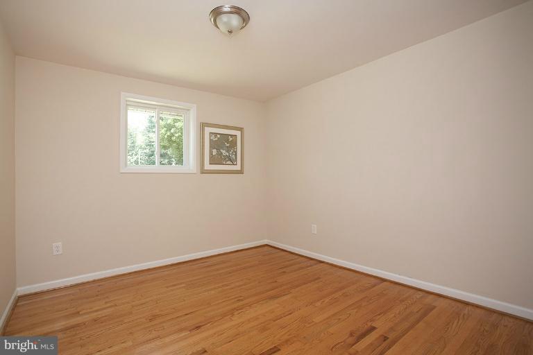 102 Hannes Street Silver Spring, MD 20901 - Photo 28 of 30 Bedroom