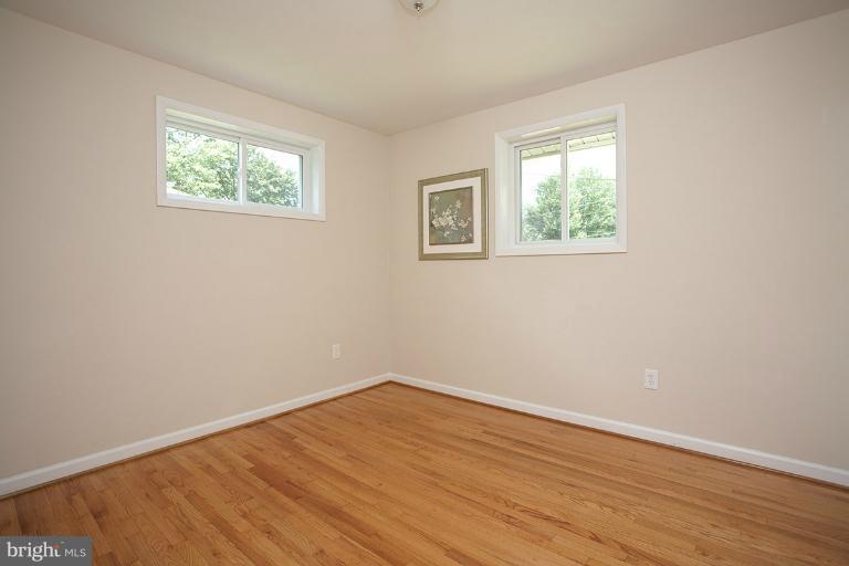 102 Hannes Street Silver Spring, MD 20901 - Photo 10 of 30 Bedroom