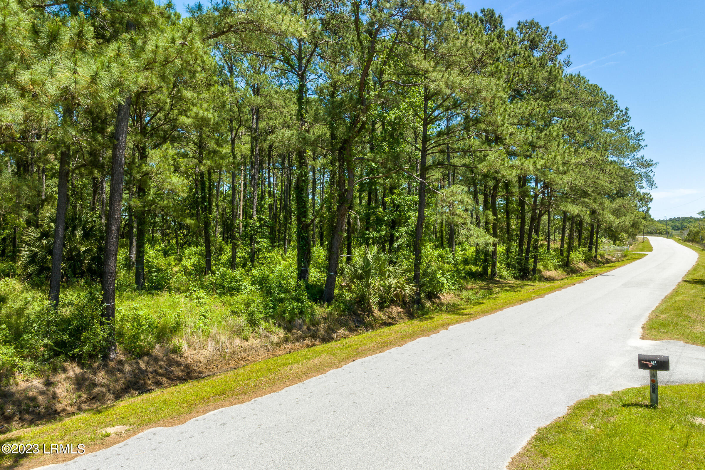 39 Rose Island Road St. Helena Island, SC 29920 - Photo 14 of 17 39 Rose Island-16