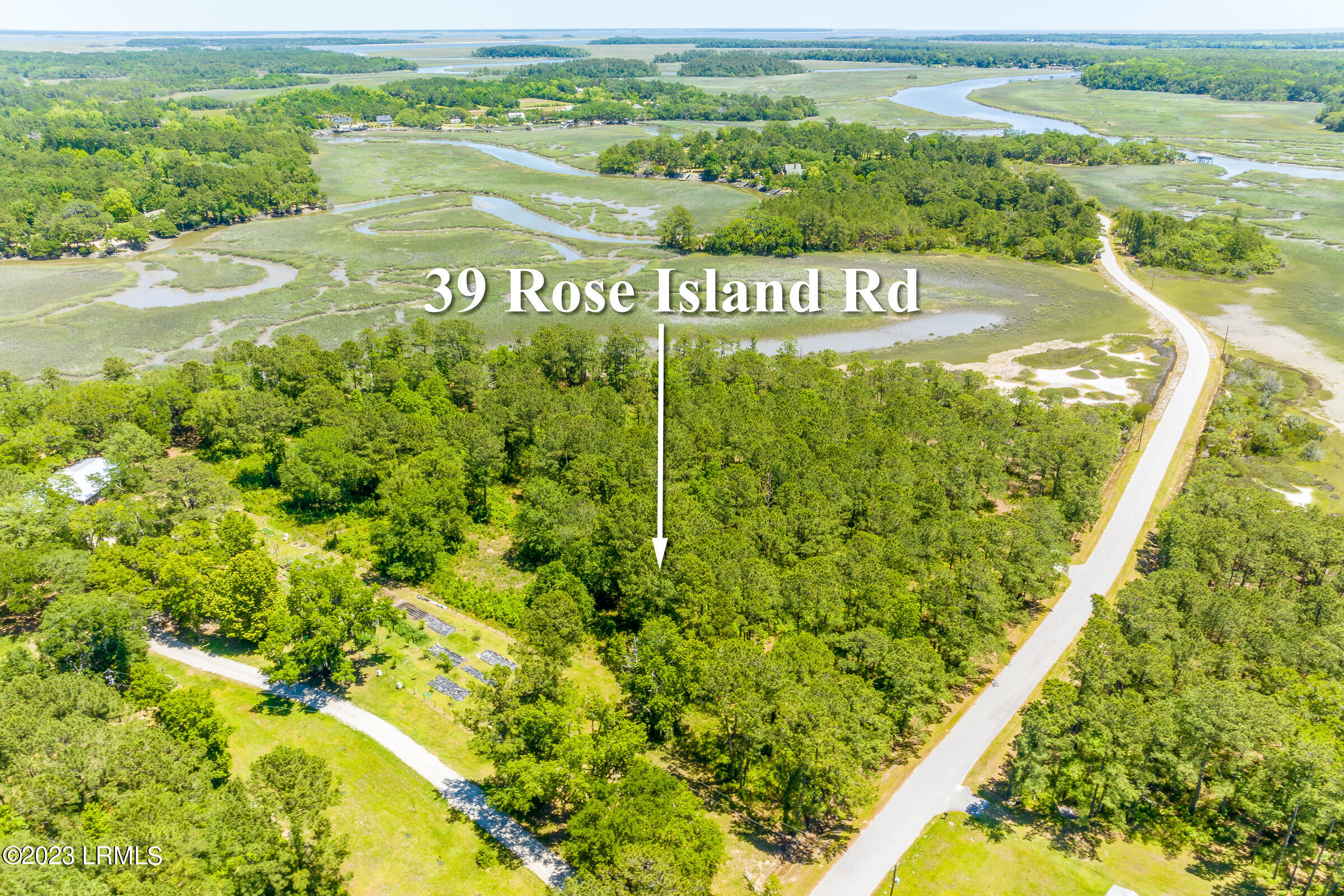 39 Rose Island Road St. Helena Island, SC 29920 - Photo 6 of 17 39 Rose Island-7