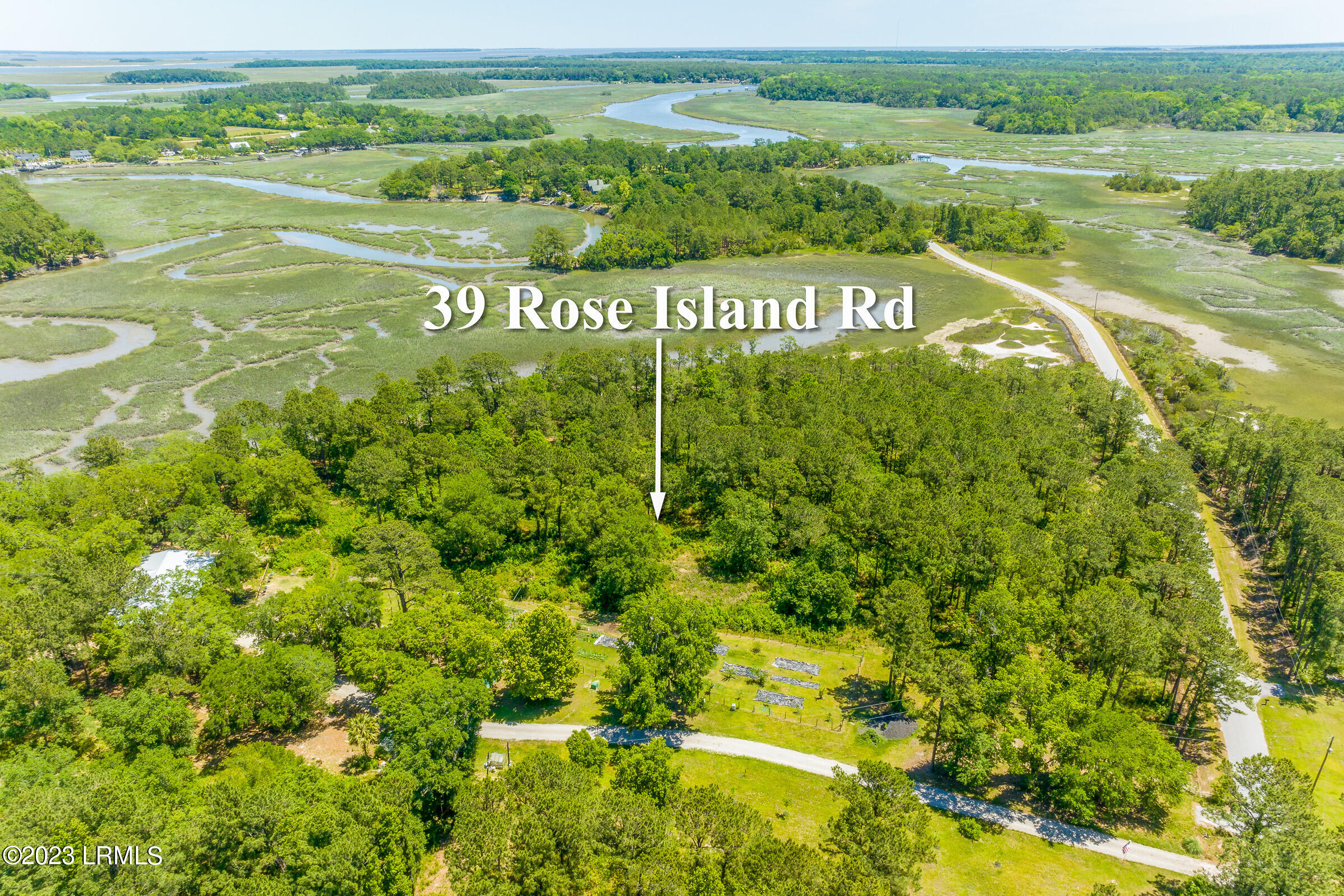 39 Rose Island Road St. Helena Island, SC 29920 - Photo 7 of 17 39 Rose Island-8