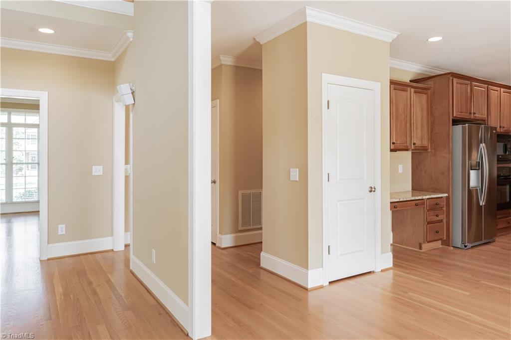 5720 Mabe Drive Oak Ridge, NC 27310 - Photo 11 of 47