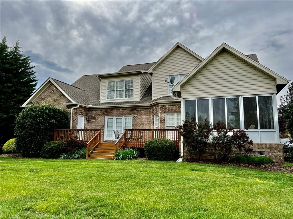 5720 Mabe Drive Oak Ridge, NC 27310 - Photo 3 of 47