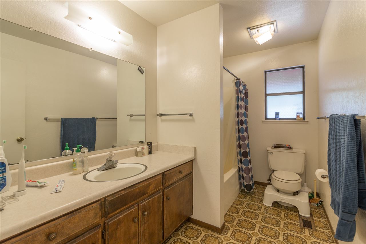 10569 Snowberry Road Truckee, CA 96161 - Photo 10 of 14 Gallery Image 10