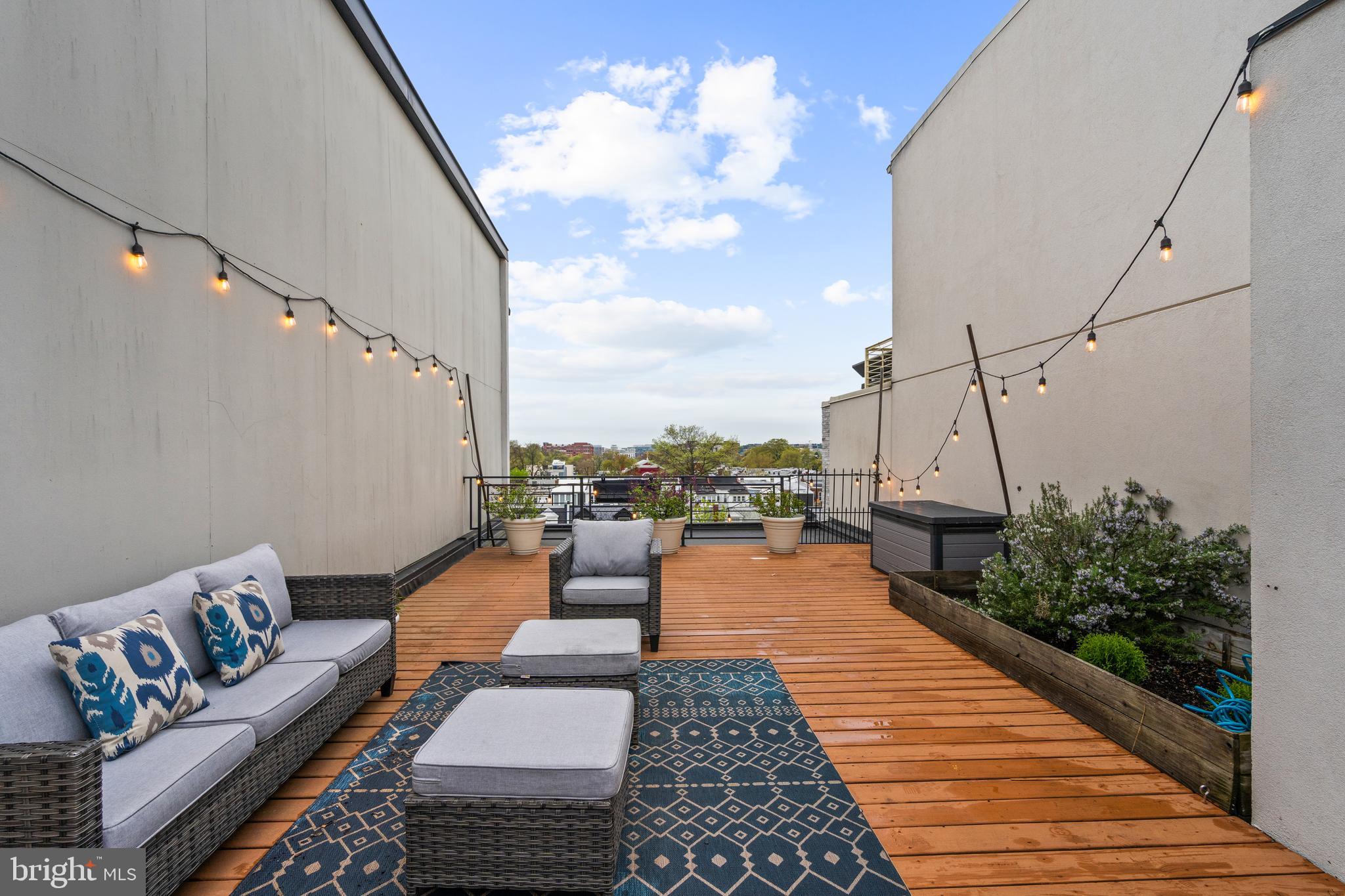 913 12th Street Northeast, Unit 4 Washington, DC 20002 - Photo 26 of 33 a view of balcony with seating space
