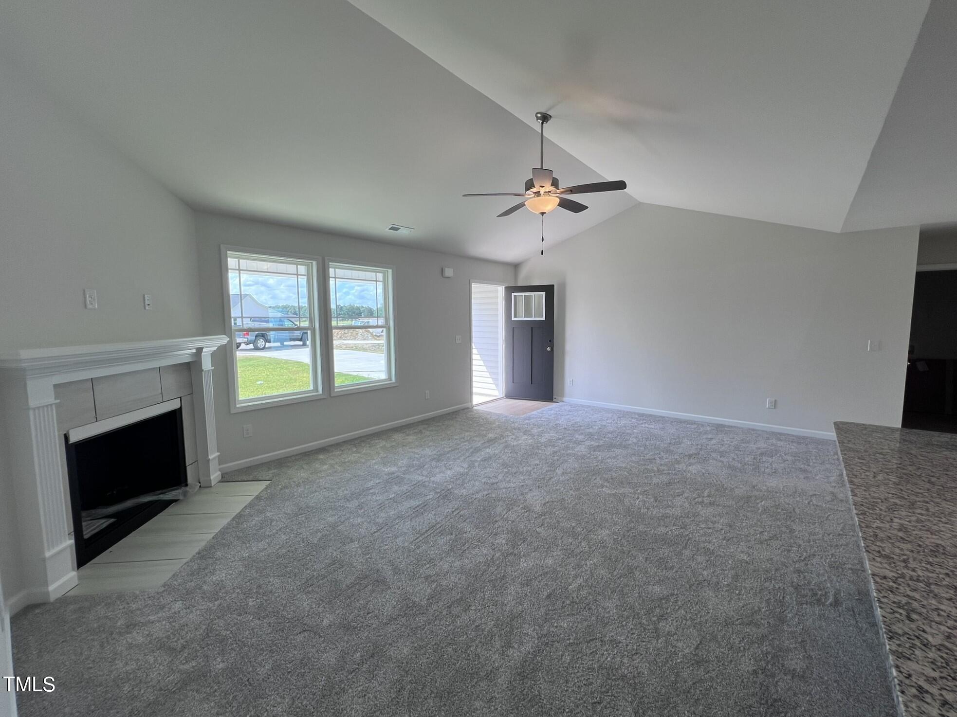 184 Grace Ridge Benson, NC 27504 - Photo 4 of 18 IMG_1328