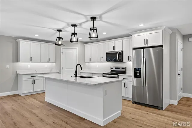 $365,000 | 8086 Villa Valley Lane, Caseyville, IL 62232