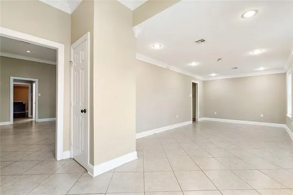 $280,000 | 600 East Josephine Street, Chalmette, LA 70043