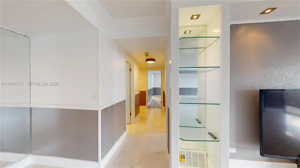 $3,950 | 1800 Northeast 114th Street, Unit 1705, Miami, FL 33181