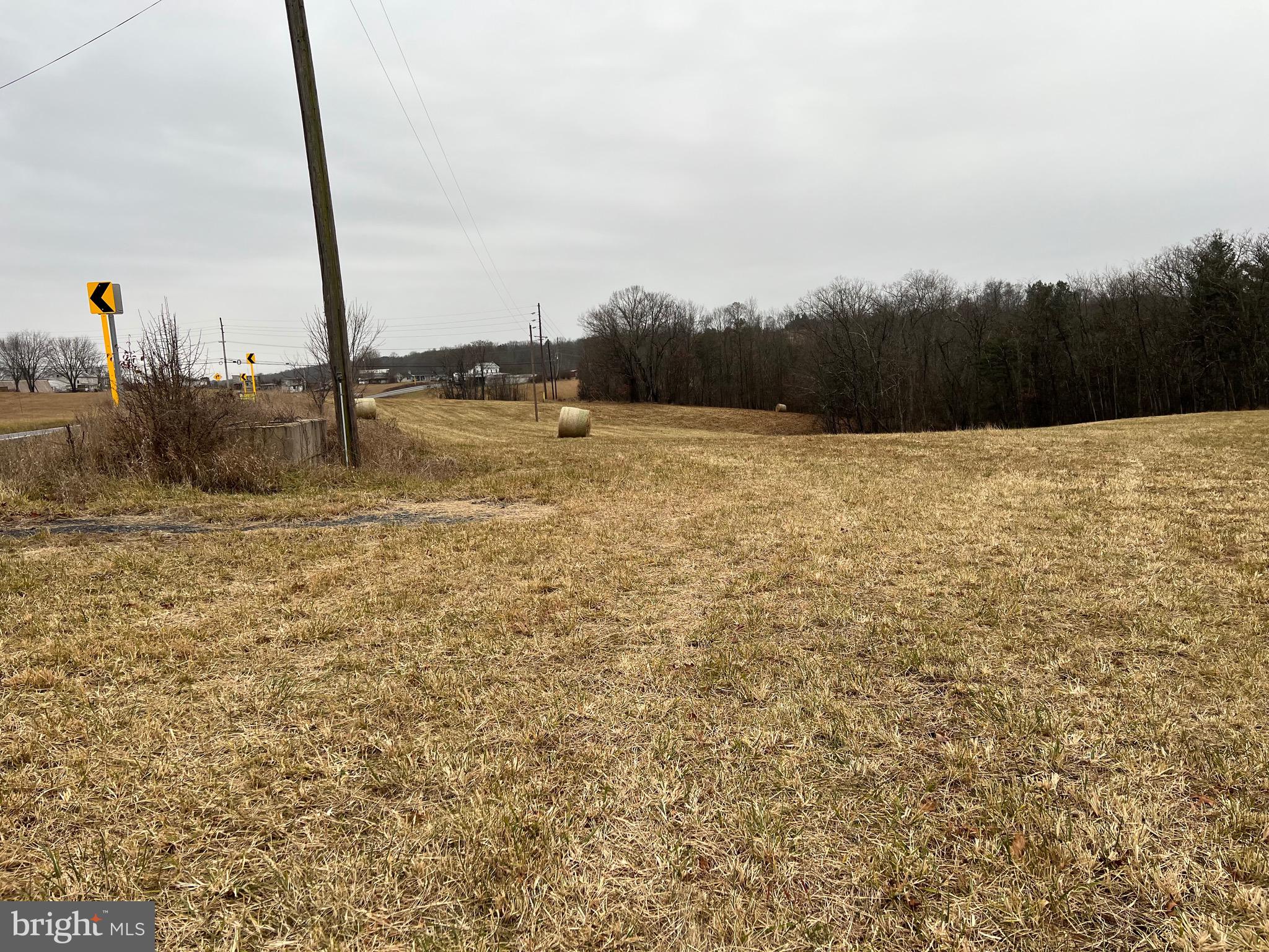 6499 Martinsburg Road Berkeley Springs, WV 25411 - Photo 2 of 5