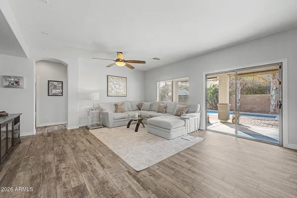 $854,000 | 2733 East Rakestraw Lane, Gilbert, AZ 85298