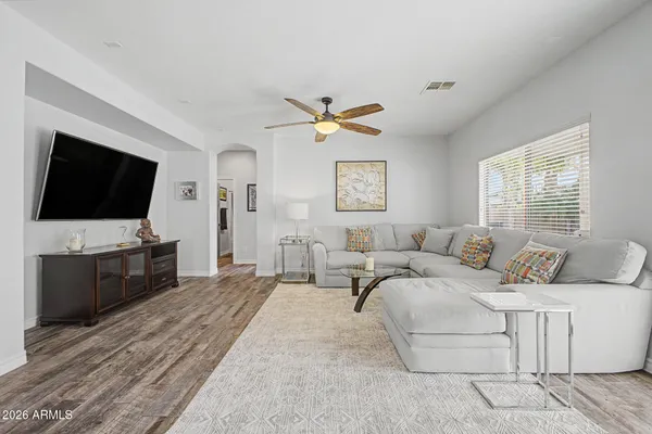 $854,000 | 2733 East Rakestraw Lane, Gilbert, AZ 85298