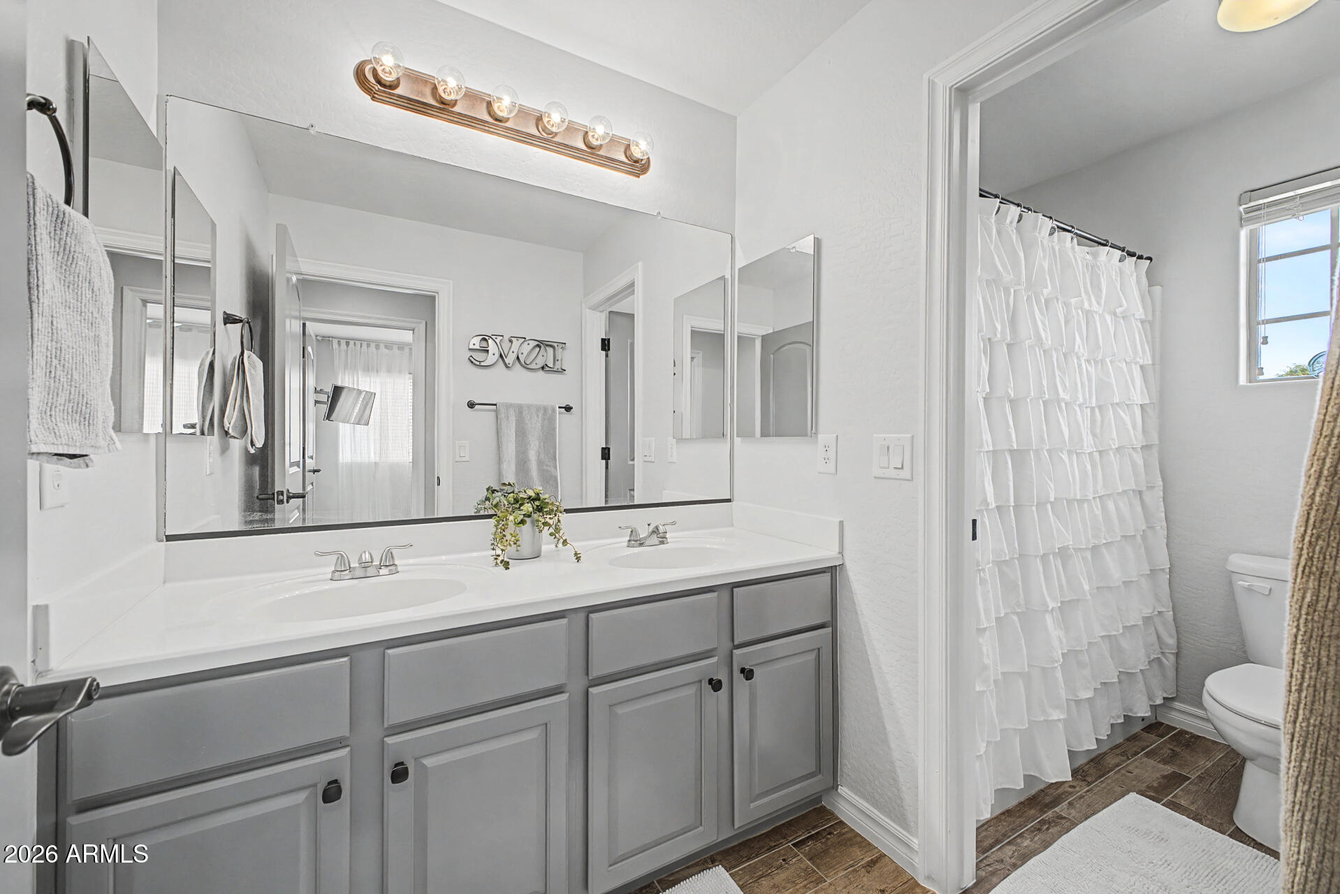 2733 East Rakestraw Lane Gilbert, AZ 85298 - Photo 39 of 53 48 - Rakestraw