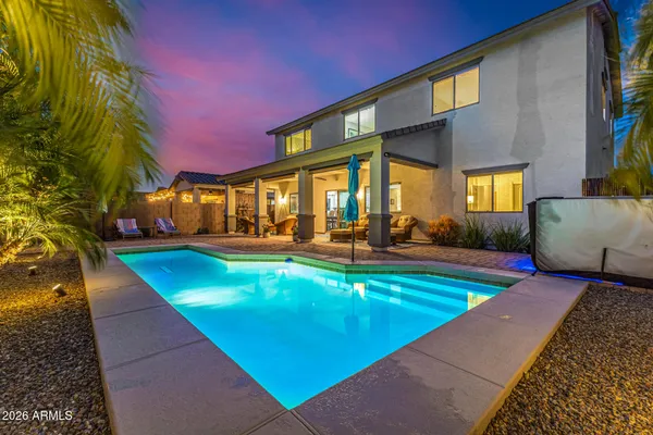 $854,000 | 2733 East Rakestraw Lane, Gilbert, AZ 85298