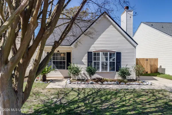 $1,675 | 357 Bells Ferry Drive, Biloxi, MS 39531