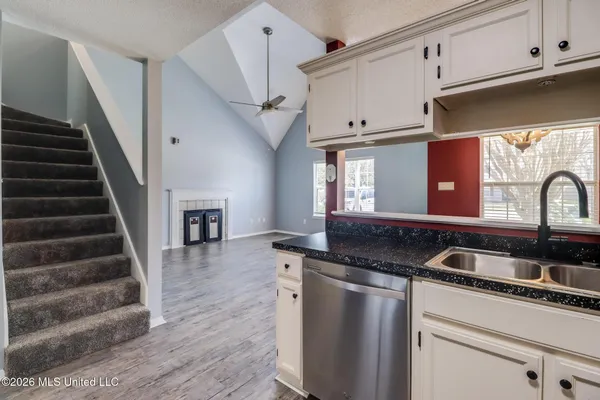 $1,675 | 357 Bells Ferry Drive, Biloxi, MS 39531