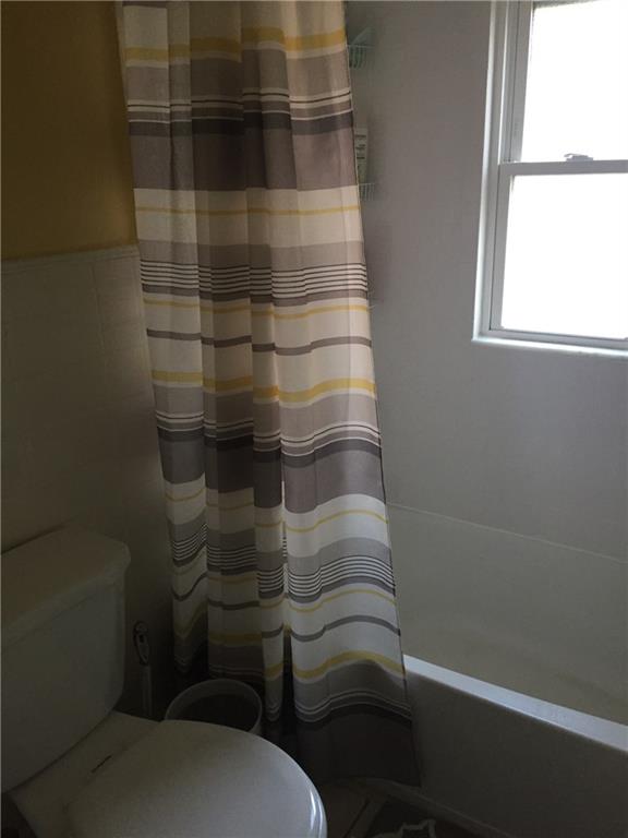 1 Fenway Road Pittsburgh, PA 15209 - Photo 17 of 25 2ND FLOOR FULL BATH