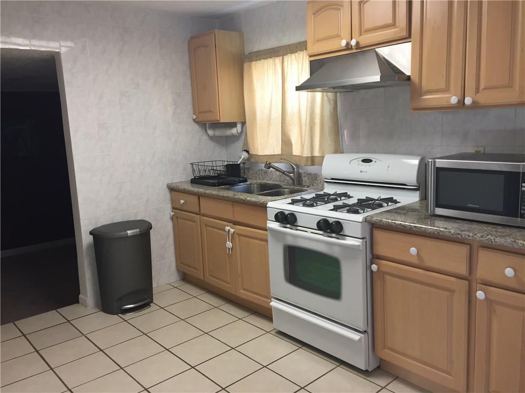 1 Fenway Road Pittsburgh, PA 15209 - Photo 7 of 25 KITCHEN WITH GRANITE COUNTERS