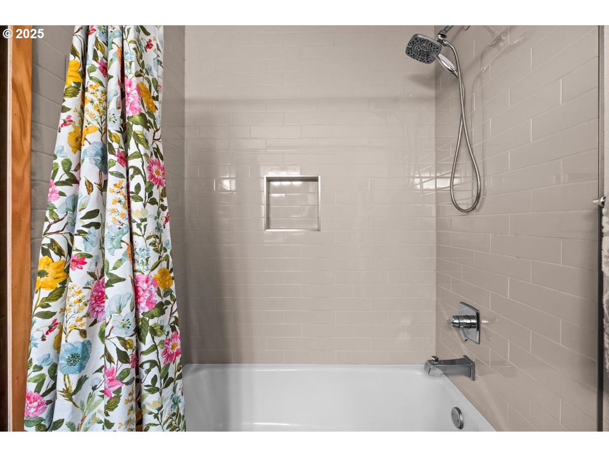 2940 Watercrest Road Forest Grove, OR 97116 - Photo 23 of 48 Gallery Image 23