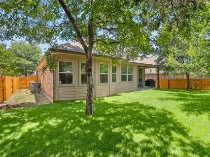 $550,000 | 3869 Skyview Way, Round Rock, TX 78681