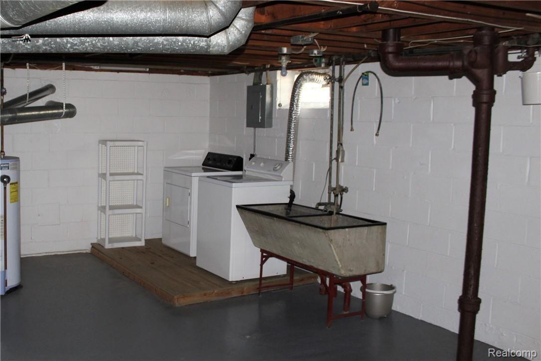 12936 Rosedale Street Southgate, MI 48195 - Photo 9 of 13 Basement