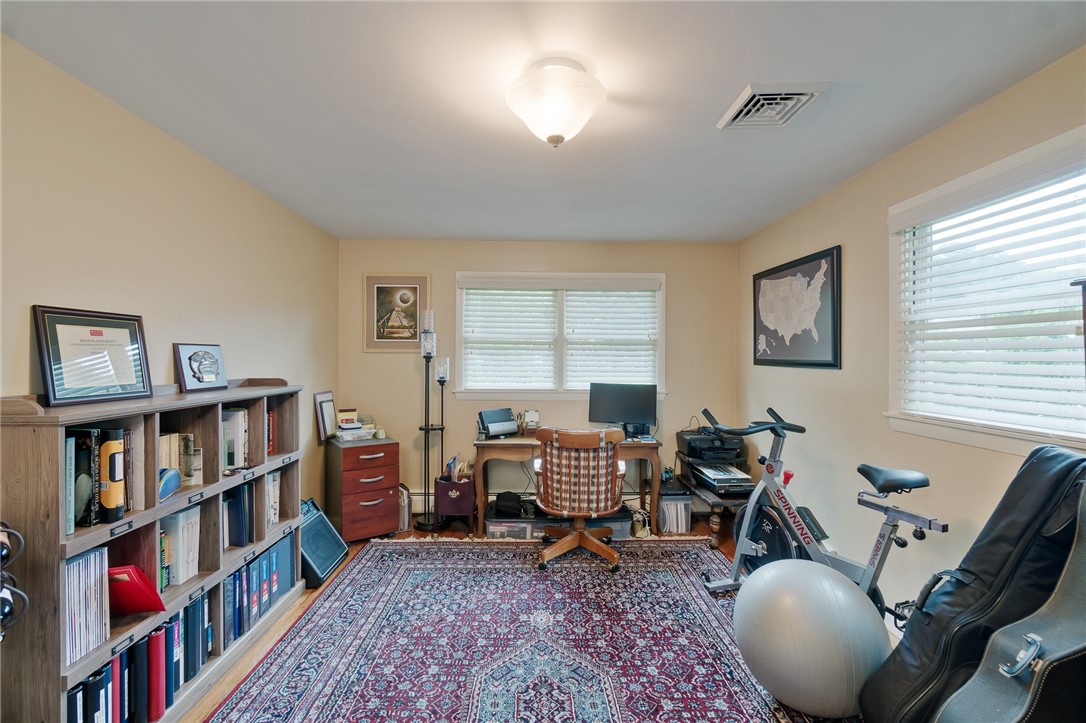 12 Nottingham Way Cumberland, RI 02864 - Photo 7 of 11 Gallery Image 7