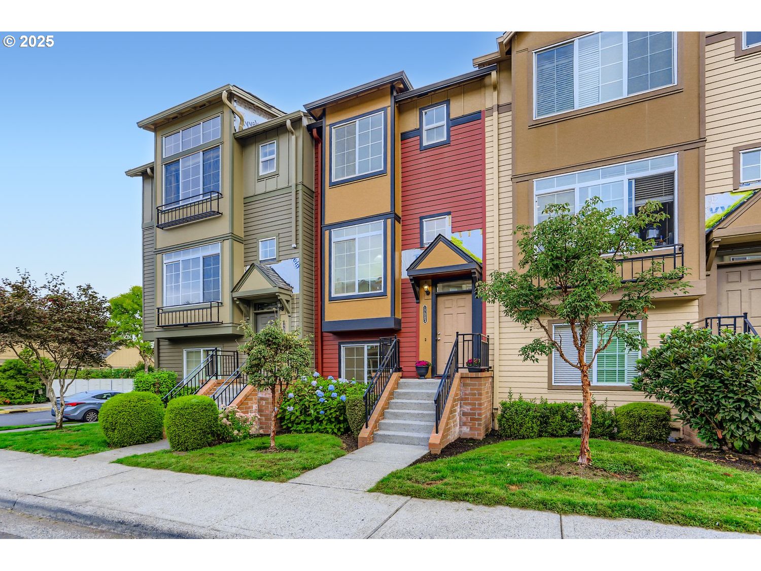 17083 Southwest Berkeley Lane Beaverton, OR 97003 - Photo 4 of 36 Great Room