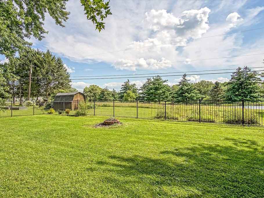 5416 Ranch Road Leo, IN 46765 - Photo 33 of 36
