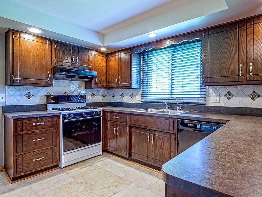 5416 Ranch Road Leo, IN 46765 - Photo 8 of 36