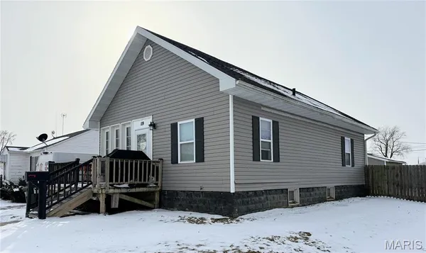 $135,000 | 119 North Jones Street, La Plata, MO 63549