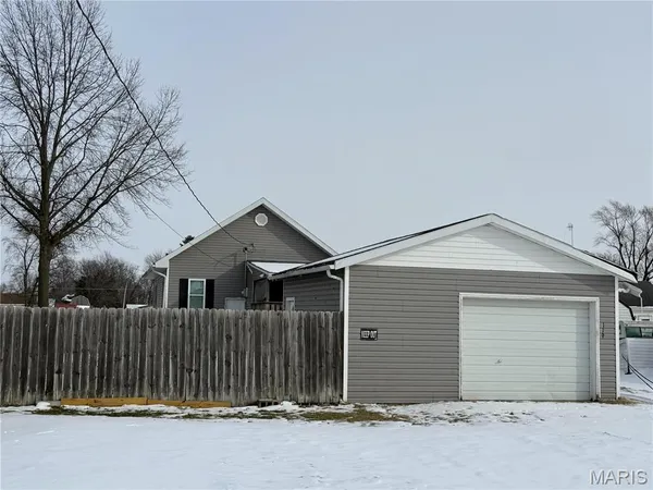 $135,000 | 119 North Jones Street, La Plata, MO 63549
