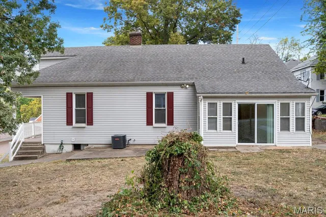 $122,000 | 1116 East 5th Street, Alton, IL 62002