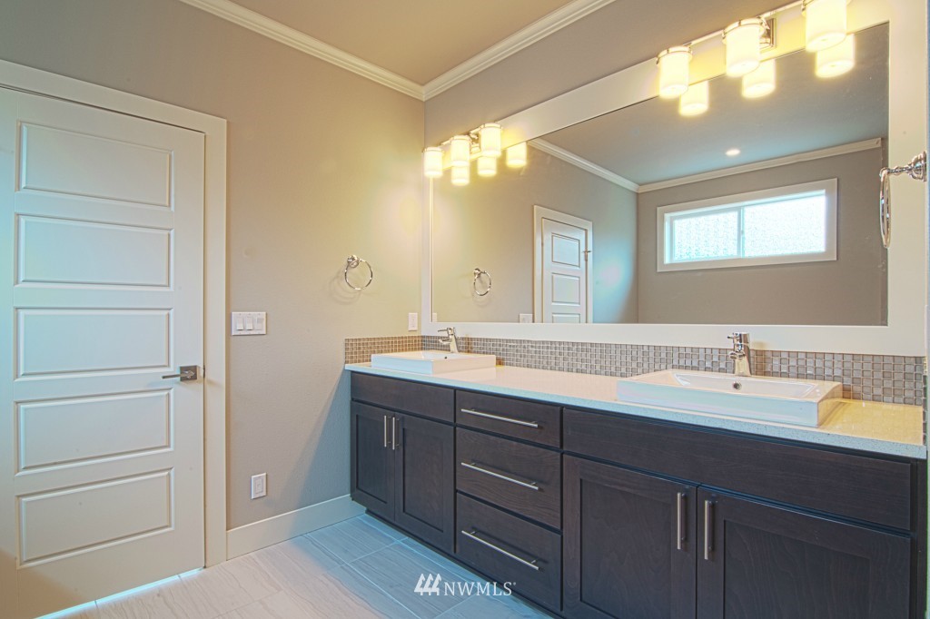 918 Cedar Street Edmonds, WA 98020 - Photo 15 of 24 Gallery Image 15