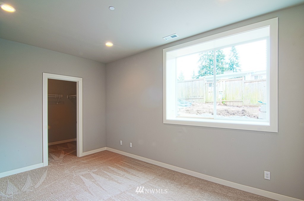 918 Cedar Street Edmonds, WA 98020 - Photo 19 of 24 Gallery Image 19