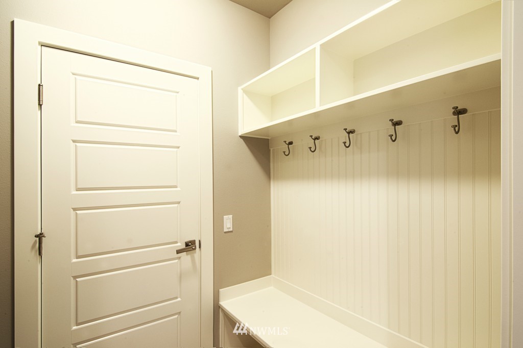 918 Cedar Street Edmonds, WA 98020 - Photo 23 of 24 Gallery Image 23