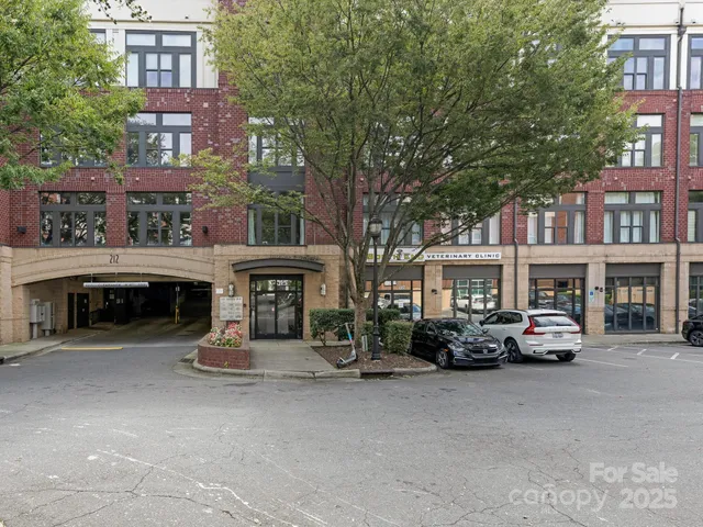 $375,000 | 2125 Southend Drive, Unit 321, Charlotte, NC 28203