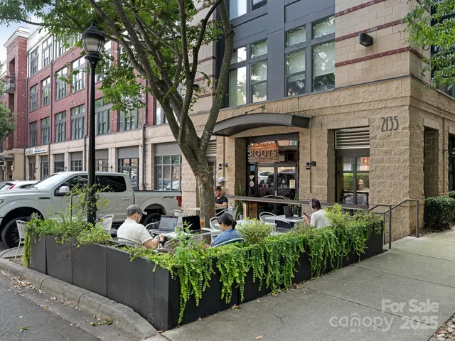 $375,000 | 2125 Southend Drive, Unit 321, Charlotte, NC 28203