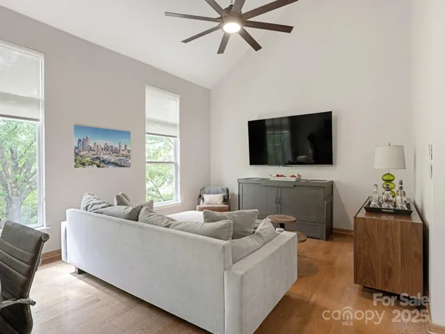 $375,000 | 2125 Southend Drive, Unit 321, Charlotte, NC 28203