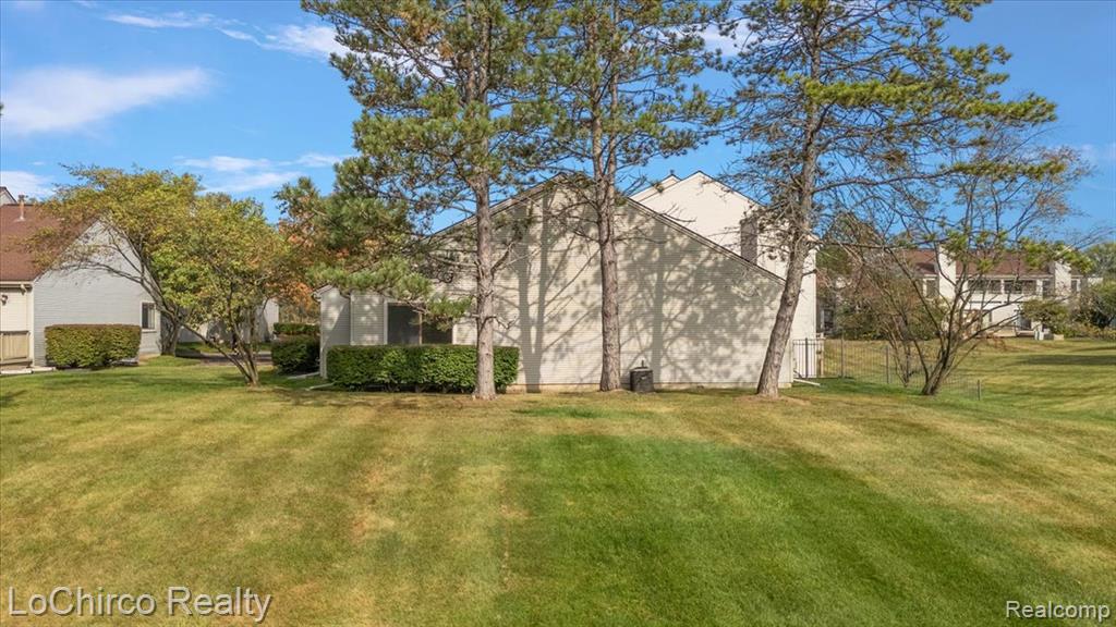 733 Hamilton Court Rochester Hills, MI 48307 - Photo 60 of 79